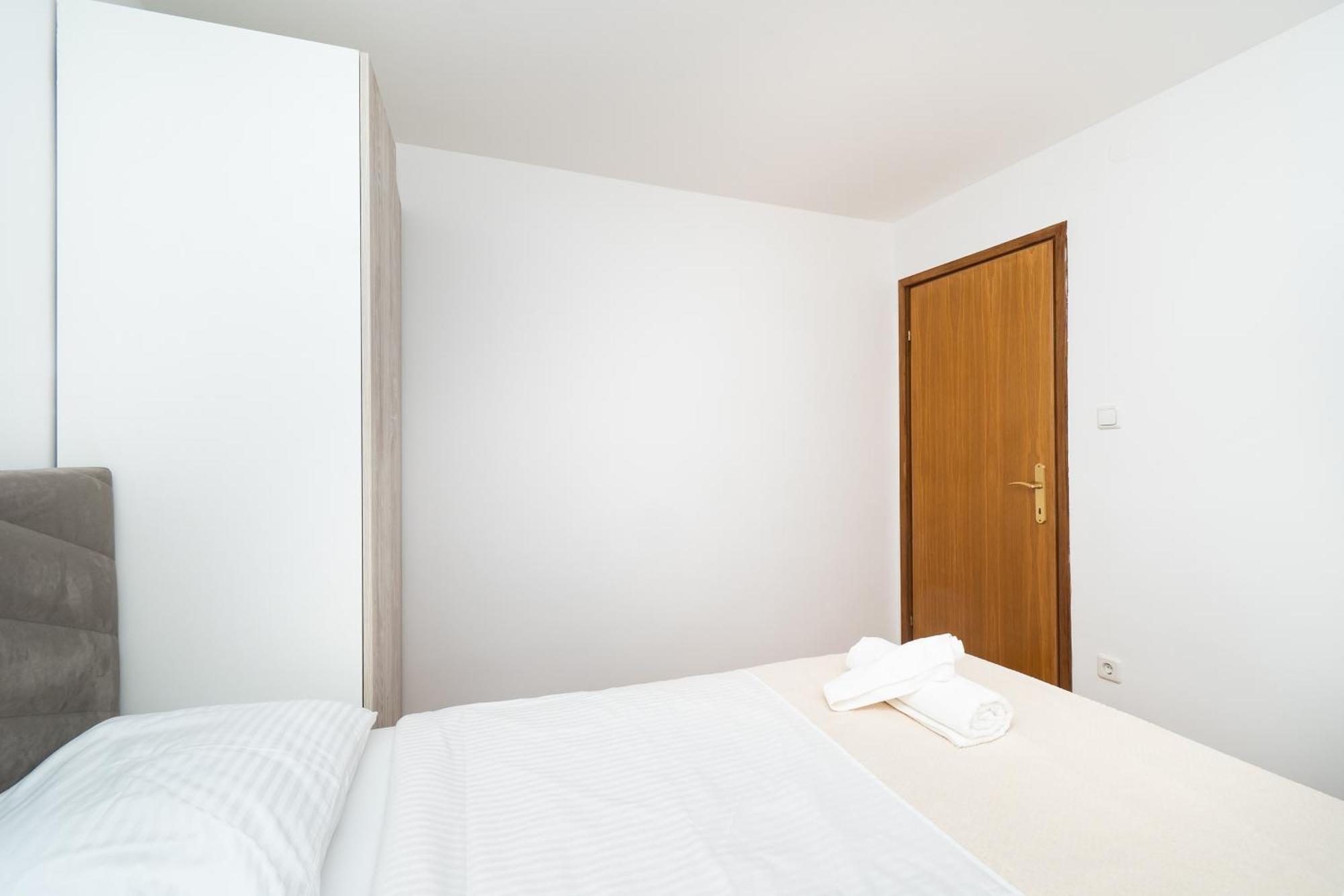 Rimagis Apartments Zaboric Phòng bức ảnh